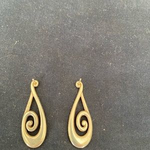 Brighton post earring